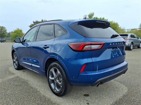 Certified 2023 Ford Escape ST-Line w/ Tech Pack #1 image 8