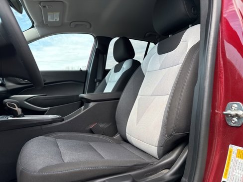 Used 2025 Chevrolet Trax LS w/ LS Convenience Package image 11