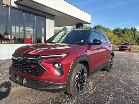 Used 2025 Chevrolet TrailBlazer RS w/ Convenience Package image 2