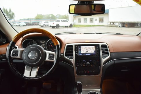 Used 2012 Jeep Grand Cherokee Overland Summit image 31
