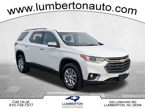 Used 2021 Chevrolet Traverse LT image 1