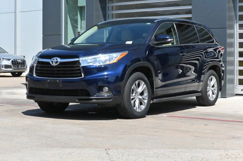 Used 2015 Toyota Highlander XLE image 5
