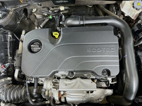 Used 2023 Chevrolet Malibu LT w/ Driver Confidence Package image 32