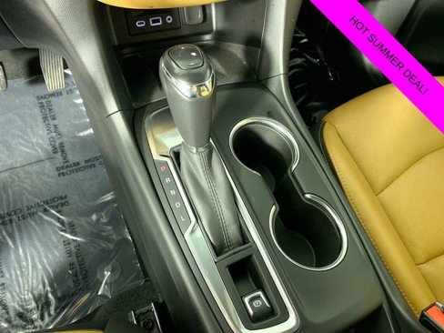 Used 2019 Chevrolet Equinox Premier image 18