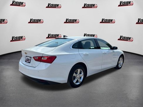 Used 2024 Chevrolet Malibu LS w/ Driver Confidence Package image 5