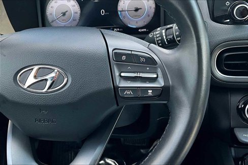 Certified 2022 Hyundai Kona Limited image 24