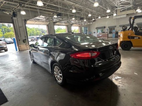 Used 2016 Ford Fusion S image 27