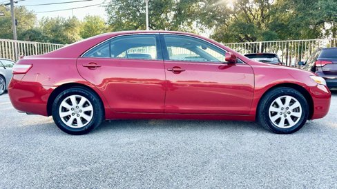 Used 2007 Toyota Camry XLE image 4