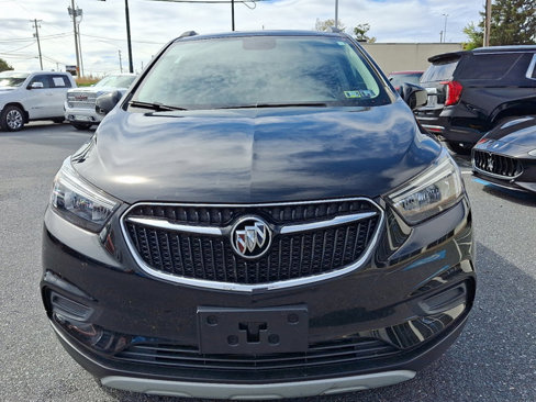Certified 2022 Buick Encore Preferred image 2