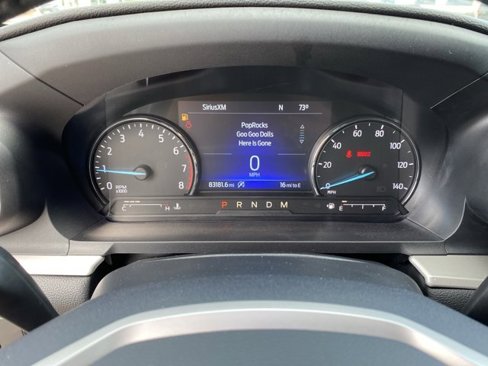 Used 2020 Ford Explorer XLT w/ Equipment Group 202A image 15