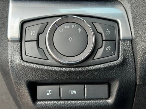 Used 2019 Ford Explorer Sport image 14