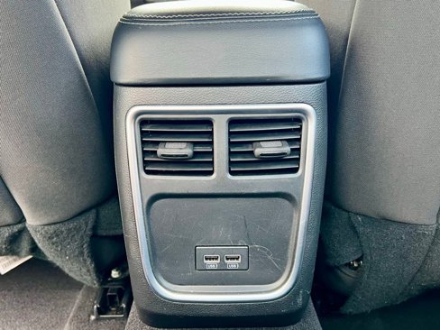 Used 2023 Dodge Charger SXT image 33