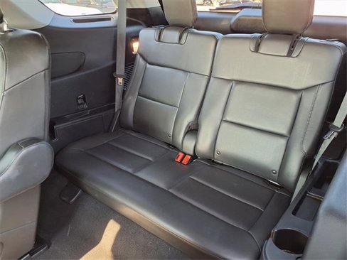 Used 2022 Ford Explorer XLT w/ Equipment Group 202A image 20