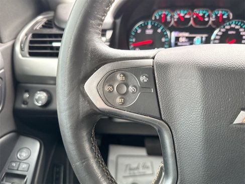 Used 2015 Chevrolet Suburban LT image 17