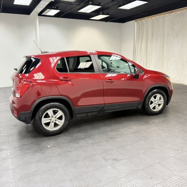 Used 2021 Chevrolet Trax LS w/ Tint and Cruise Package image 6