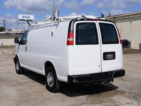 Used 2015 Chevrolet Express 2500 image 3
