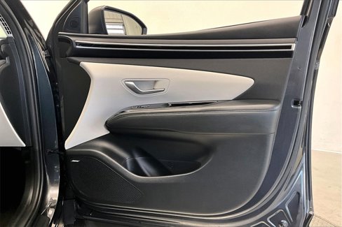 Used 2022 Hyundai Tucson Limited w/ Cargo Package image 19