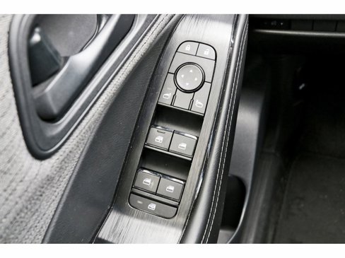 Used 2021 Nissan Rogue S image 21