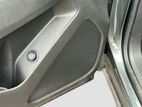 Used 2021 Chevrolet Equinox LT image 16