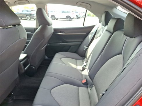 Used 2023 Toyota Camry LE image 10