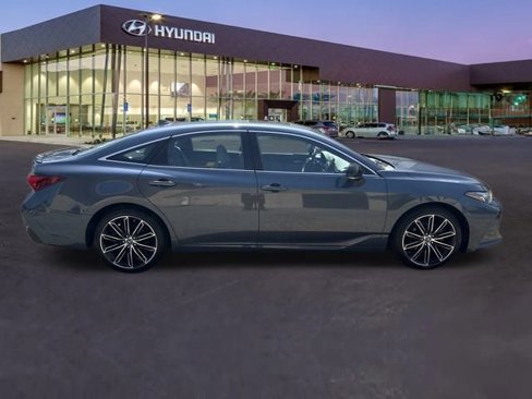 Used 2019 Toyota Avalon XSE w/ All Weather Liner Package image 6