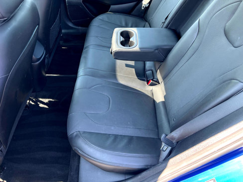Used 2021 Hyundai Elantra Limited image 45