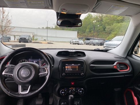 Certified 2016 Jeep Renegade Trailhawk image 18