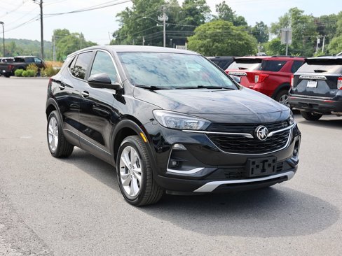 Used 2022 Buick Encore GX Preferred w/ Cold Weather Comfort Package image 1