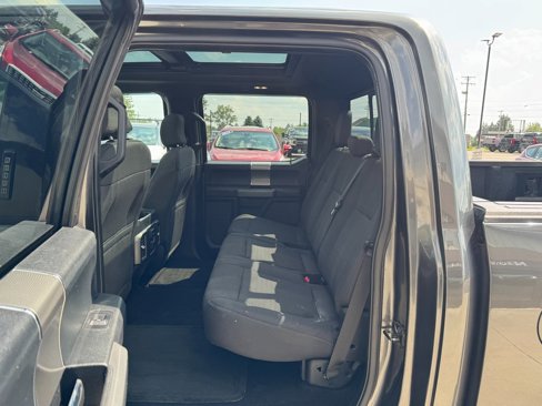 Used 2016 Ford F150 XLT w/ Equipment Group 302A Luxury image 29
