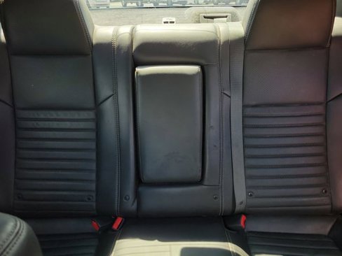 Used 2014 Dodge Challenger R/T image 8