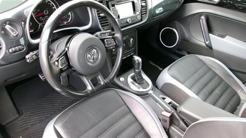 Used 2014 Volkswagen Beetle R-Line image 13