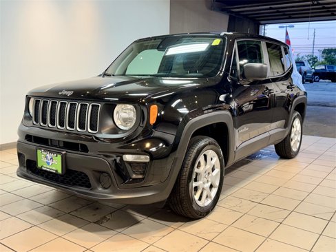 Used 2023 Jeep Renegade Latitude image 12