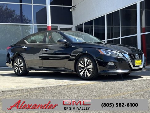 Used 2022 Nissan Altima 2.5 SV image 1