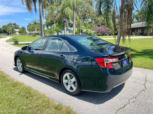 Used 2014 Toyota Camry SE image 7