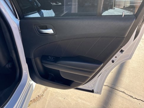 Used 2020 Dodge Charger R/T w/ Blacktop Package image 21
