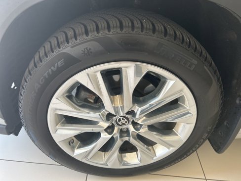 Used 2022 Toyota Highlander Limited image 22