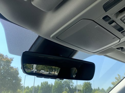 Used 2020 Toyota Highlander XLE image 31