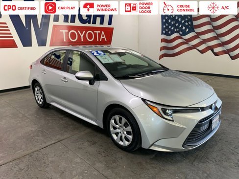Certified 2025 Toyota Corolla LE image 1