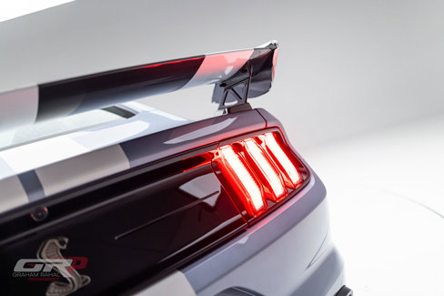 Used 2022 Ford Mustang Shelby GT500 w/ Carbon Fiber Track Pack image 16