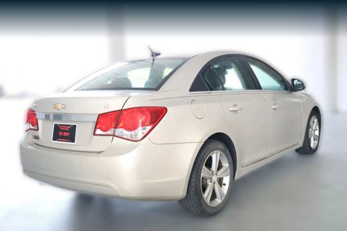 Used 2012 Chevrolet Cruze LT image 10