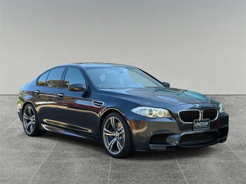Used 2013 BMW M5 image 9