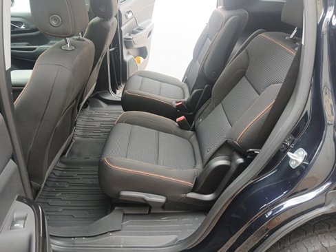 Used 2021 GMC Acadia AT4 w/ LPO, Floor Liner Package image 19