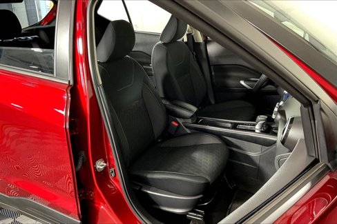 Used 2024 Nissan Kicks SV image 10