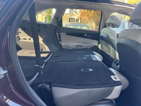 Used 2017 Kia Sorento SX image 30