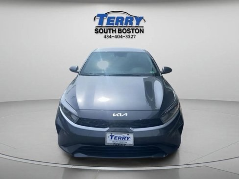 Used 2024 Kia Forte LXS image 2