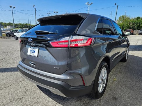 Used 2023 Ford Edge SEL image 6
