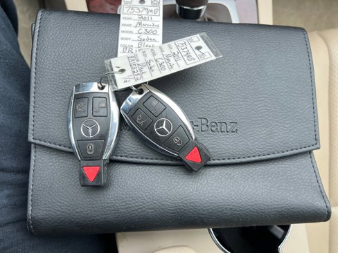 Used 2011 Mercedes-Benz C 300 4MATIC Sedan image 35