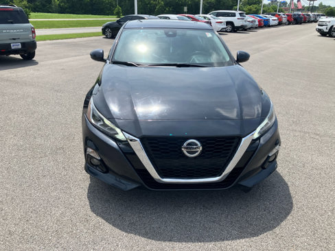 Used 2021 Nissan Altima 2.5 SL image 2