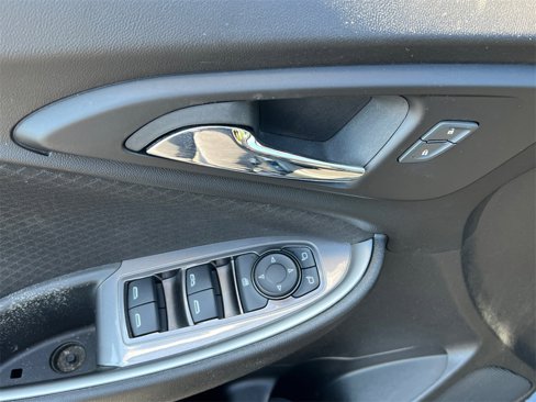 Used 2023 Chevrolet Malibu LT image 12