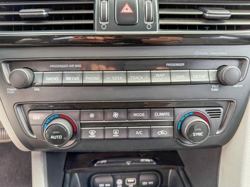 Used 2016 Kia Optima EX w/ Option Group 040 image 13